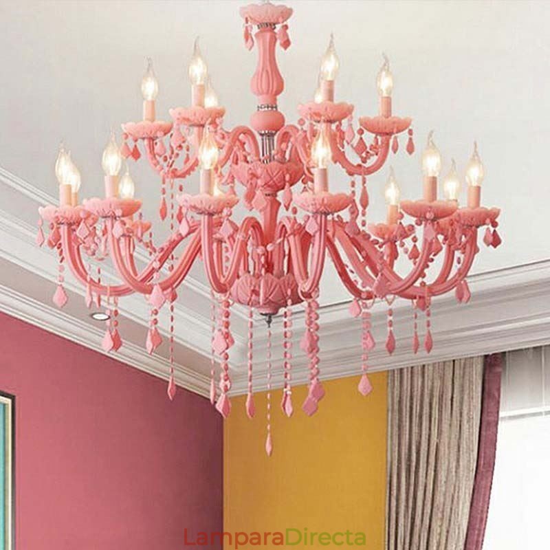 Elegante lámpara colgante de cristal de estilo europeo de gran tamaño.