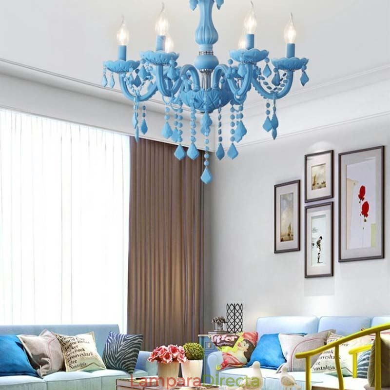 Elegante lámpara colgante de cristal de estilo europeo de gran tamaño.
