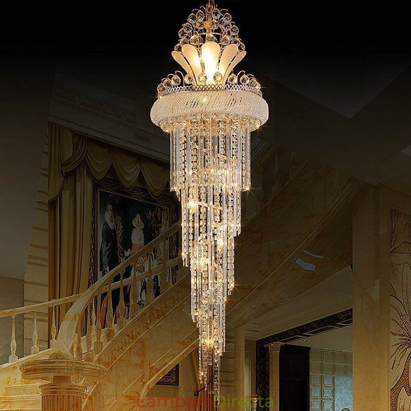 Elegante lámpara de araña de cristal moderna, sencilla y larga, con escalera dúplex