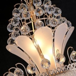 Elegante lámpara de araña de cristal moderna, sencilla y larga, con escalera dúplex