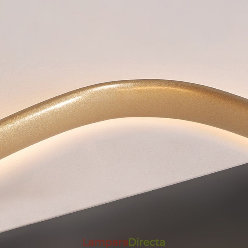 Foco de iluminación con forma de corazón de oro cepillado y montaje empotrado