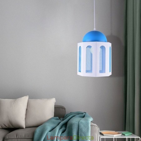 Lámpara colgante moderna con forma de castillo en color azul y blanco. Lámpara colgante moderna con forma de castillo en color azul y blanco.