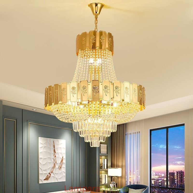 Lámpara colgante de cristal dorado, elegante y decorativa.