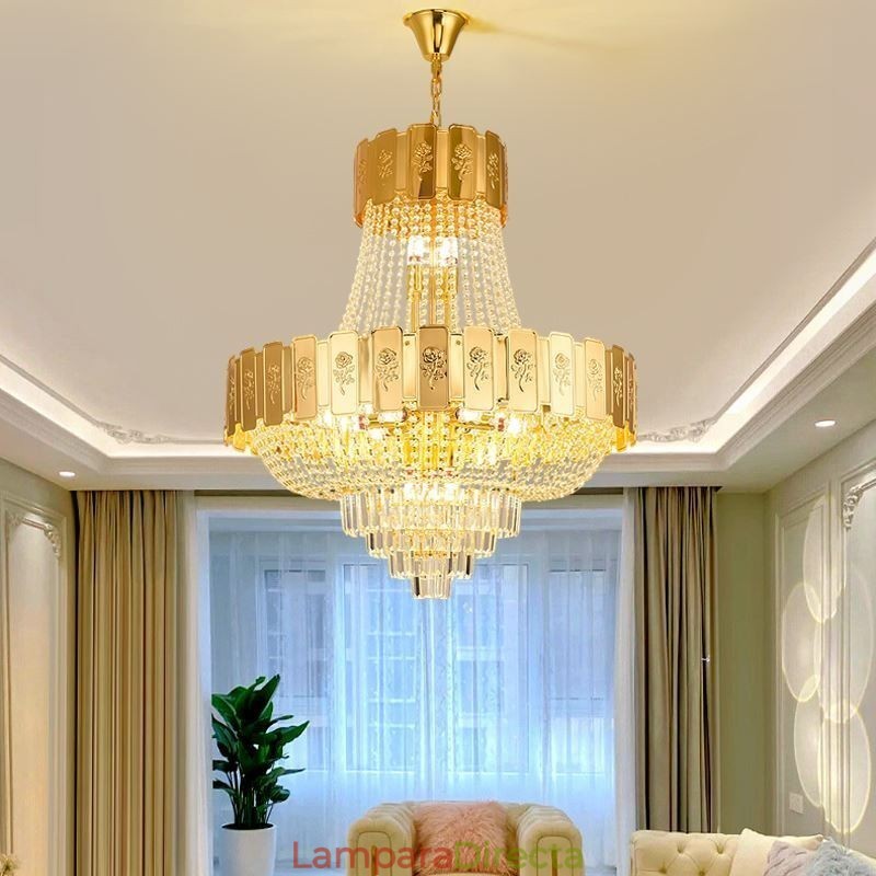 Lámpara colgante de cristal dorado, elegante y decorativa.