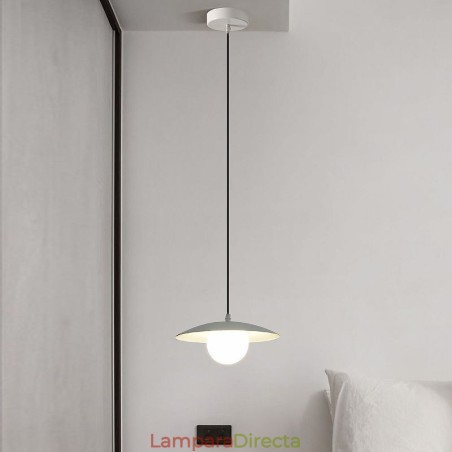 Lámpara de techo nórdica creativa con disco G9 de hierro forjado Lámpara de techo nórdica creativa con disco G9 de hierro forjado