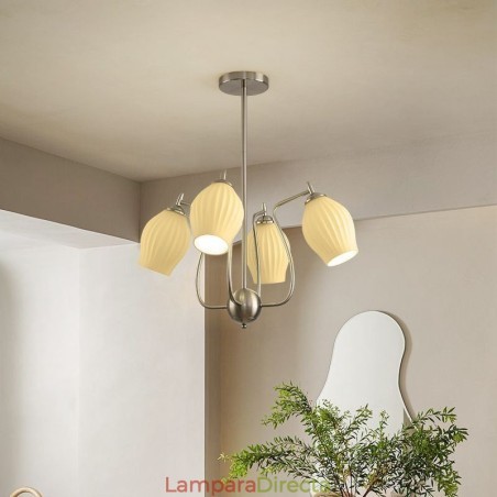 Lámpara colgante nórdica creativa de hierro forjado con estambre de flores y arena de níquel. Lámpara colgante nórdica creativa de hierro forjado con estambre de flores y arena de níquel.