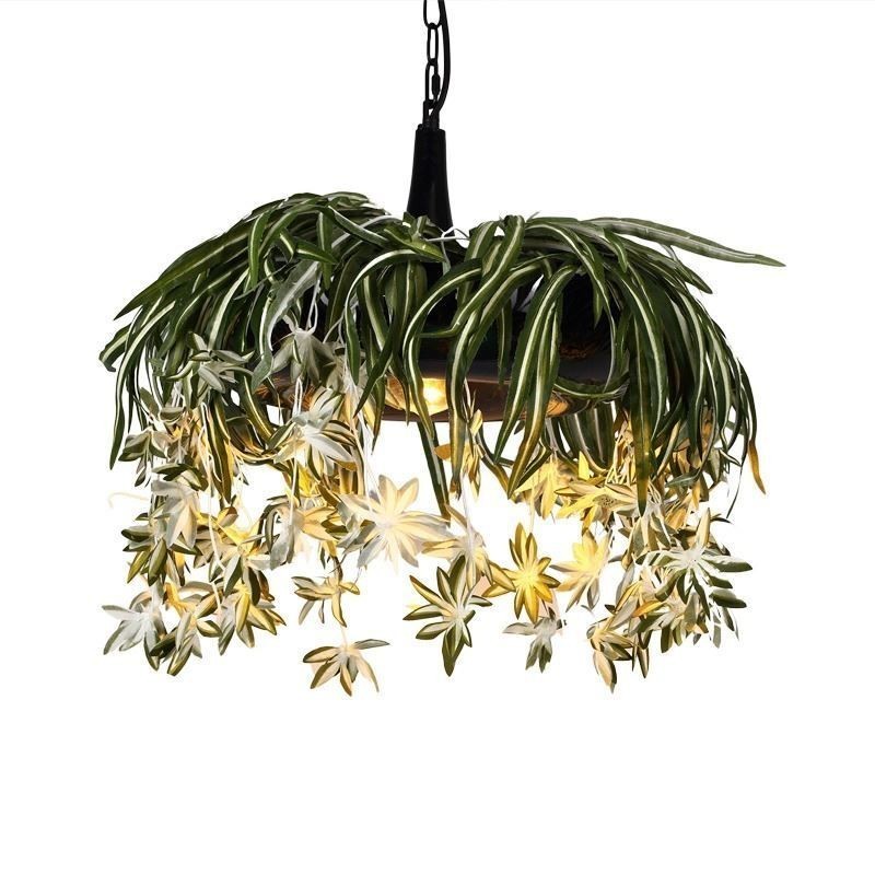 Lámpara colgante para el hogar estilo industrial decorada con plantas artificiales