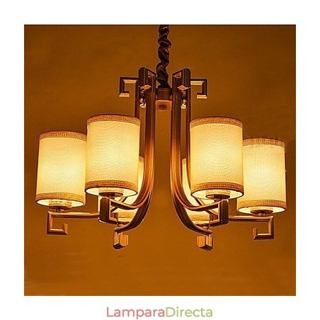 Lámpara de araña de estilo chino con imitación de hierro y cobre.