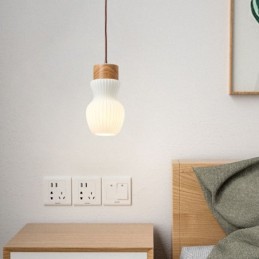 Lámpara colgante de madera japonesa con tetera de cristal