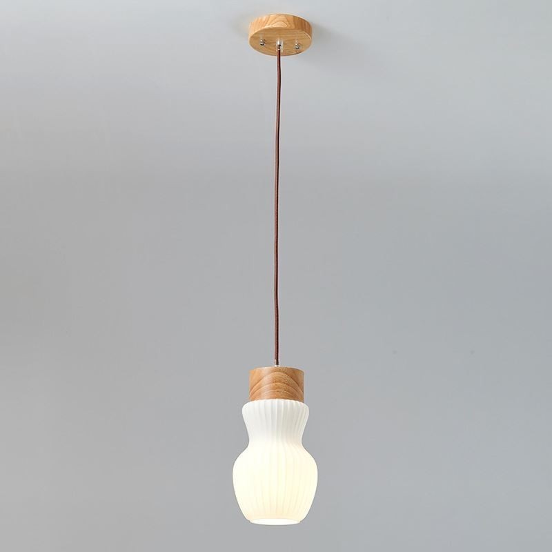 Lámpara colgante de madera japonesa con tetera de cristal