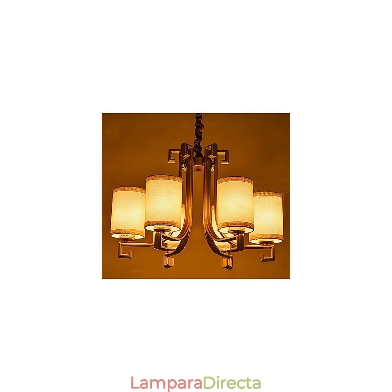 Lámpara de araña de estilo chino con imitación de hierro y cobre.