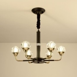 Lámpara colgante de cristal moderna y elegante.