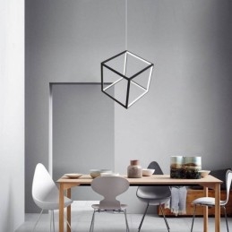 Lámpara colgante negra con forma de cubo geométrico LBY18069