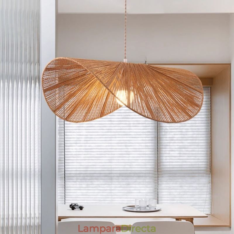 Lámpara colgante retro creativa con forma de sombrero de paja Wabi Sabi y cuerda de cáñamo.
