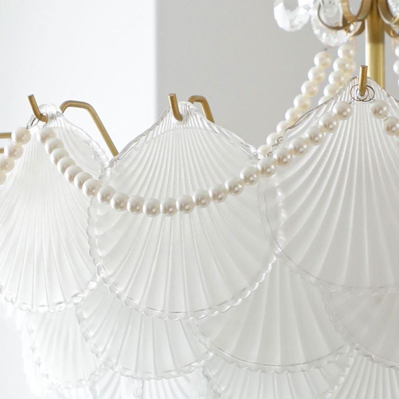 Lámpara colgante de cristal europea con elegante diseño festoneado