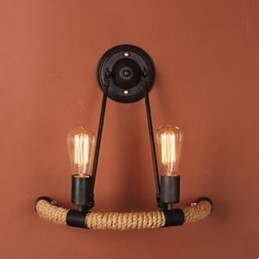 Lámpara de pared de cuerda de cáñamo semicircular para escalera de balcón.