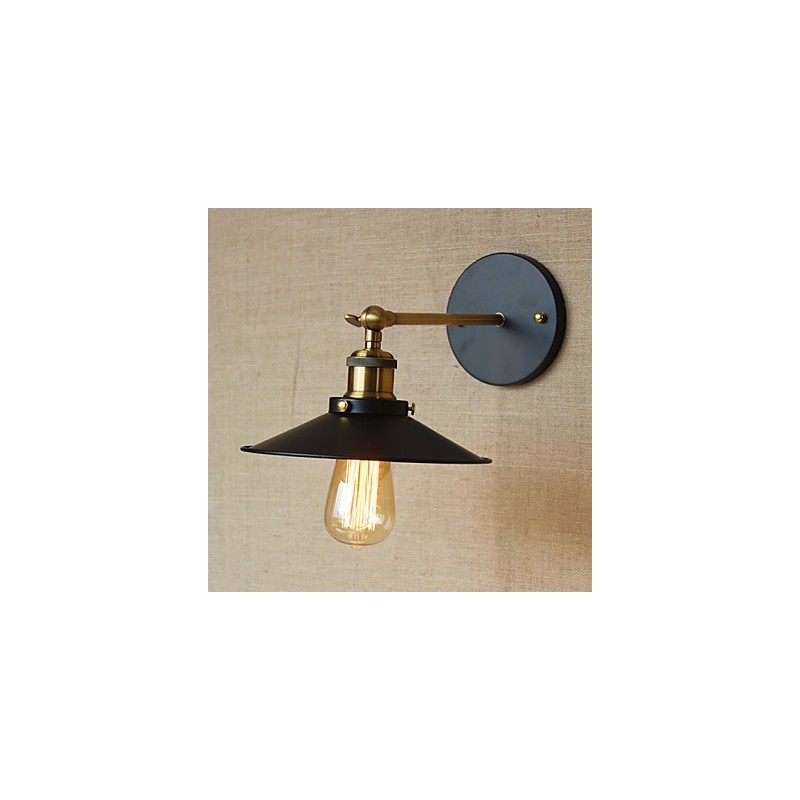 Villa de estilo industrial minimalista retro frente al pasillo de la iglesia con sombrilla y vestido negro decorado en la pared.