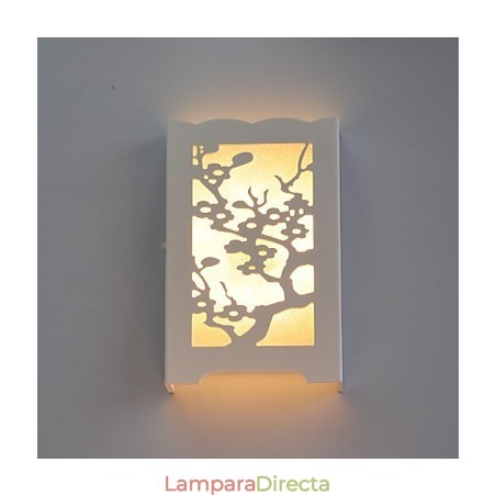 Lámpara de pared de flor de ciruelo blanca con patrones tallados o diseños en luces de carpintería Lámpara de pared de flor de ciruelo blanca con patrones tallados o diseños en luces de carpintería
