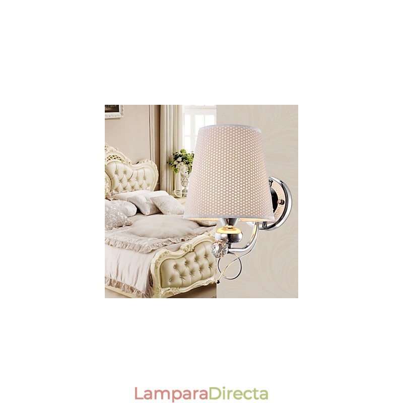 Lámpara de pared de cristal de estilo europeo, creativa, contemporánea y concisa.