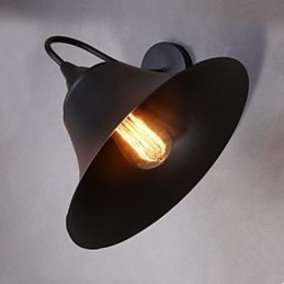 Lámpara de pared de hierro forjado estilo rústico americano. Lámpara de pared de hierro forjado. Restaurando formas antiguas.