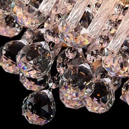 Lámpara de araña de cristal moderna y contemporánea.
