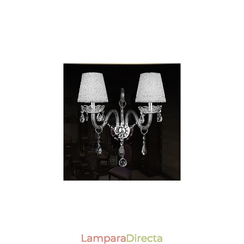 Apliques de pared de cristal de estilo clásico tradicional.