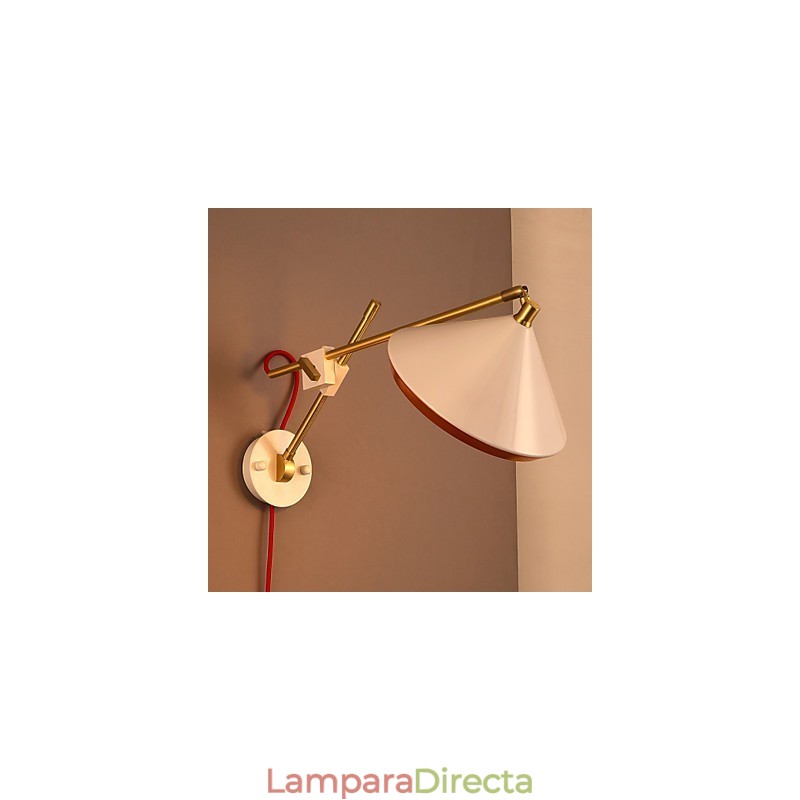 Lámpara de pared plegable con brazo basculante de hierro forjado de estilo rural industrial que restaura las antiguas costumbres.