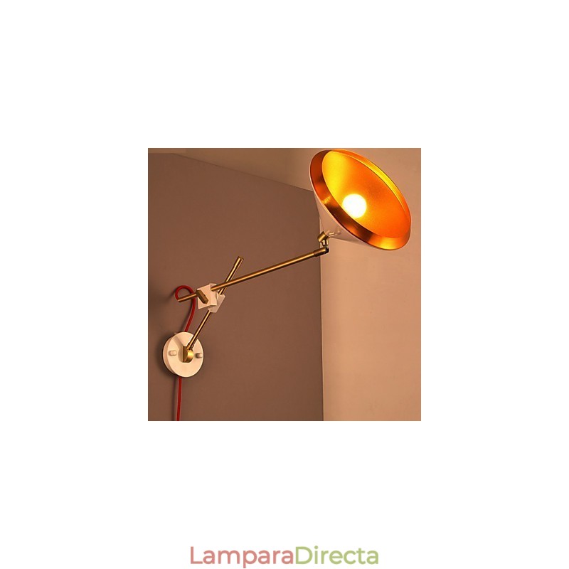 Lámpara de pared plegable con brazo basculante de hierro forjado de estilo rural industrial que restaura las antiguas costumbres.