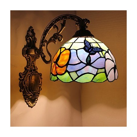 Lámpara de pared de hierro forjado creativa, estilo rural, estilo mediterráneo europeo, con luces de cristal. Lámpara de pared de hierro forjado creativa, estilo rural, estilo mediterráneo europeo, con luces de cristal.