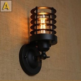 Escaleras del pasillo oscuro El balcón de la cabecera de una cama Lámpara de pared decorativa
