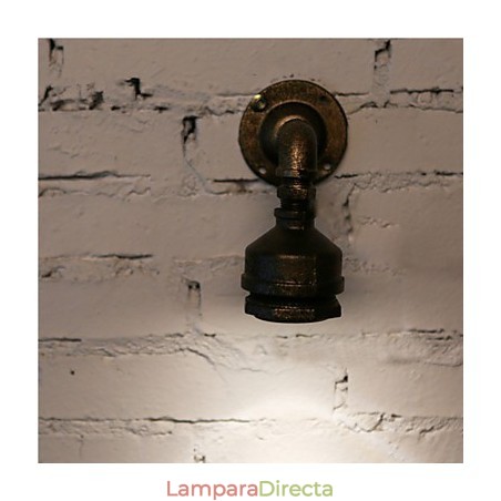 Lámpara de pared de hierro forjado con diseño de tubería de agua, estilo industrial vintage, para iluminación interior del hogar. Lámpara de pared de hierro forjado con diseño de tubería de agua, estilo industrial vintage, para iluminación interior del hogar.