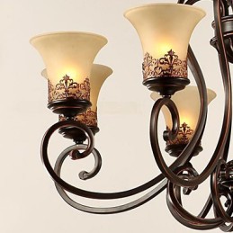 Lámpara colgante de araña de 6 luces con pantalla de metal y cristal estilo vintage.