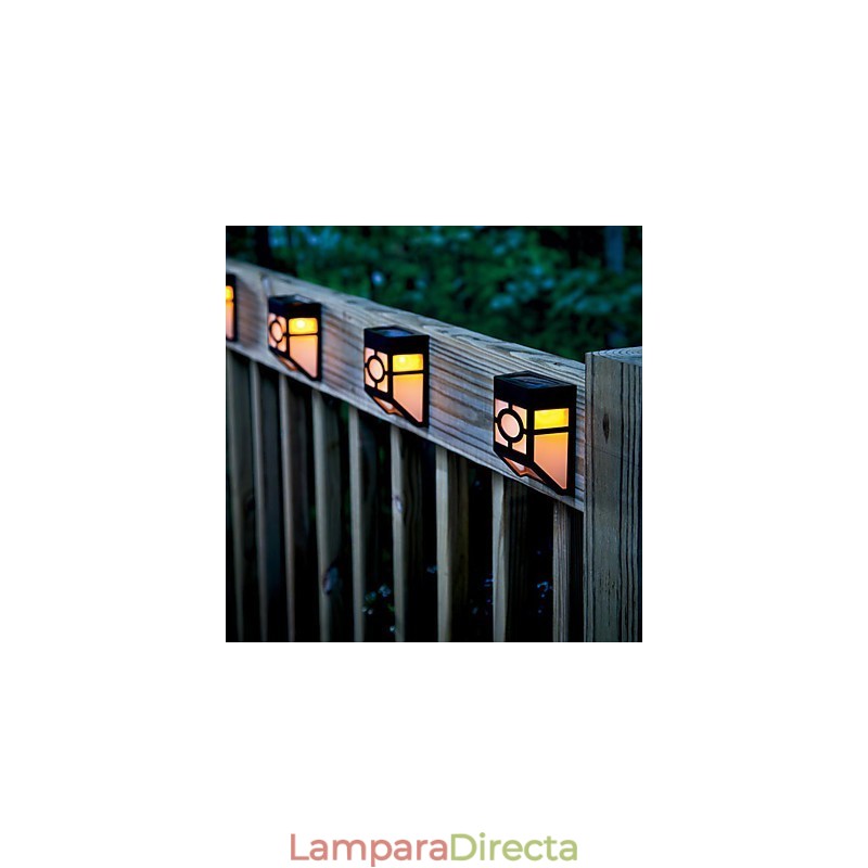 Lámpara de pared solar de color amarillo cálido con 2 faroles para terraza