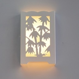 Lámparas de pared de bambú con diseños creativos y modernos de tallado en blanco.