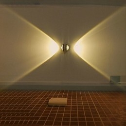 Apliques de pared modernos y contemporáneos de metal