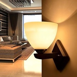 Lámpara de pared de cristal cálida y moderna para la cabecera de la cama.