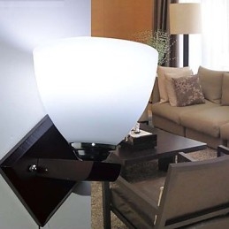 Lámpara de pared de cristal cálida y moderna para la cabecera de la cama.
