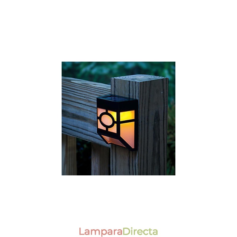 Lámpara de pared solar de color amarillo cálido con 2 faroles para terraza