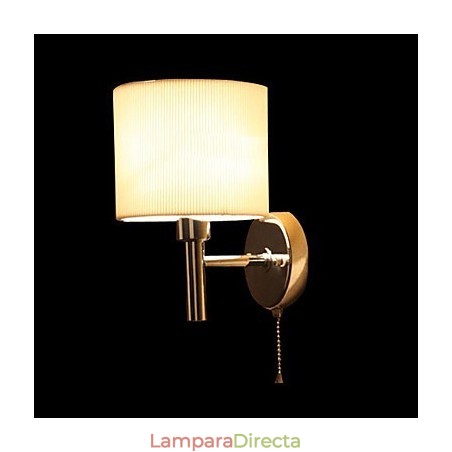 Elegante lámpara de pared de metal y tela con 1 luz en cilindro blanco Elegante lámpara de pared de metal y tela con 1 luz en cilindro blanco