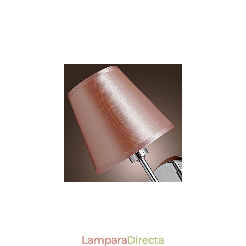 Lámpara de pared de diseño sencillo con luz cálida