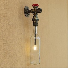 Aplique de pared rústico de bronce para iluminación ambiental.