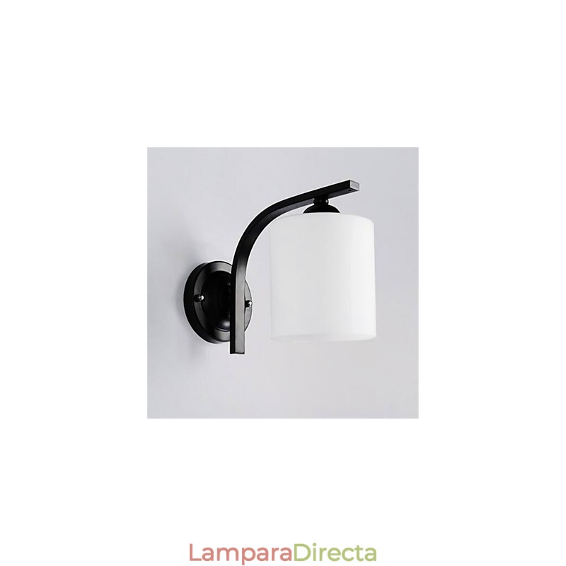 Acabado rústico clásico de óxido negro para protección ocular.