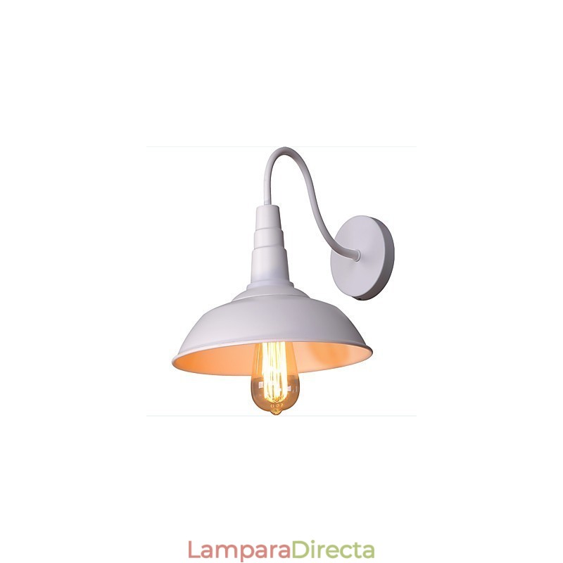 Apliques de pared con luz ambiental, pintura rústica clásica tradicional de estilo campestre.