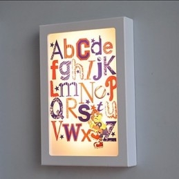 Pintura contemporánea moderna integrada para apliques de pared con luz ambiental.