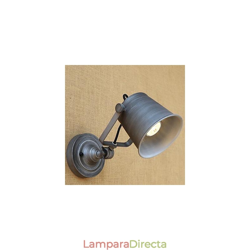 El carácter de la barra de arte de hierro puede ajustar la lámpara de pared iluminada hacia arriba y hacia abajo.