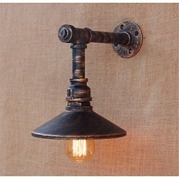 Aplique de pared rústico de latón antiguo estilo campestre para iluminación ambiental.