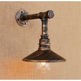 Aplique de pared rústico de latón antiguo estilo campestre para iluminación ambiental.