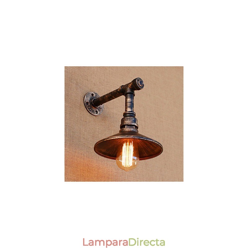 Aplique de pared rústico de latón antiguo estilo campestre para iluminación ambiental.