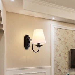 Apliques de pared con luz descendente y protección ocular con pintura contemporánea moderna