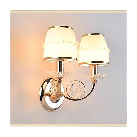 Lámpara de pared con luz ambiental, moderna y contemporánea, galvanizada, con brazo oscilante de cristal y protección ocular. Lámpara de pared con luz ambiental, moderna y contemporánea, galvanizada, con brazo oscilante de cristal y protección ocular.